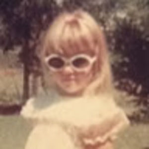 Meet your Posher, Cricket